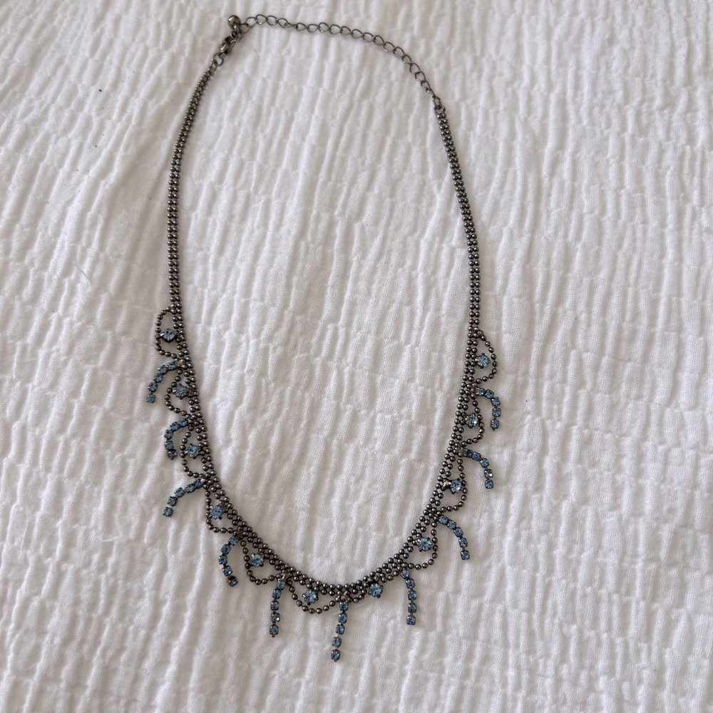 💎 Vintage 💎 Blue Rhinestone and Silver Necklace